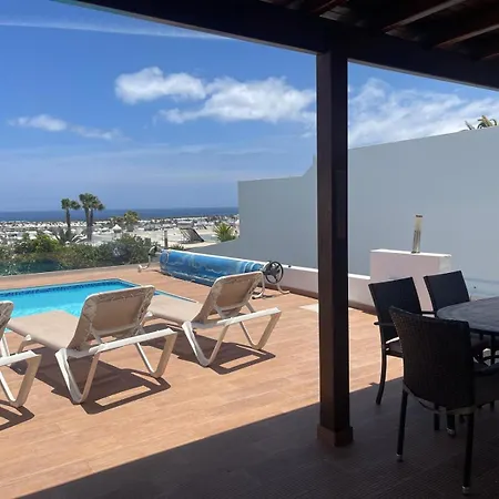 Lanzarote Altos By New Lanzasuites Cassidell * Playa Blanca